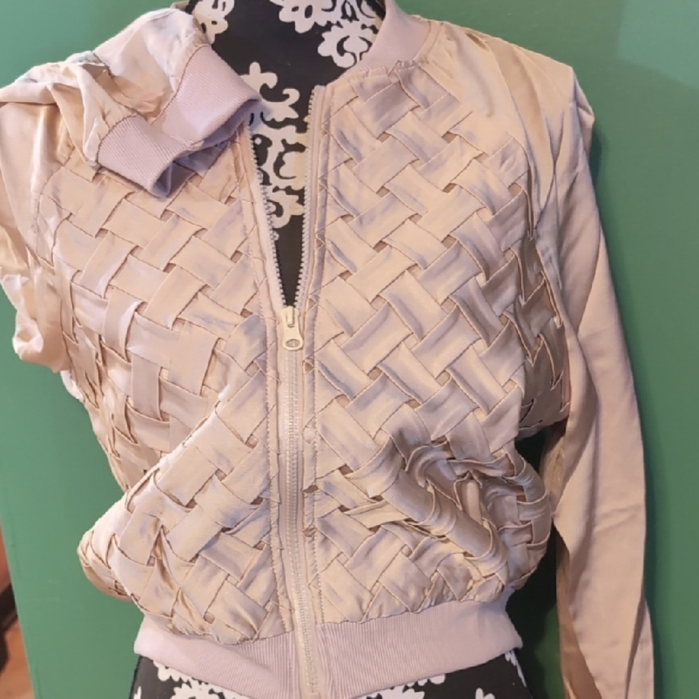Women's Cream Woven Jacket
